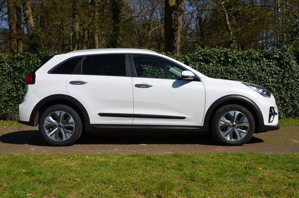 Kia Niro e 64 kWh 150 kW image number 4