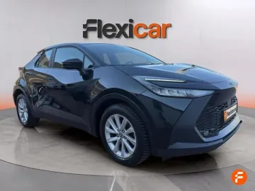 Car image 3