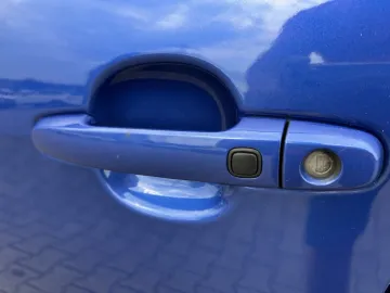 Car image 33