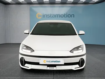 Car image 27