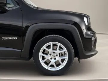 Car image 40