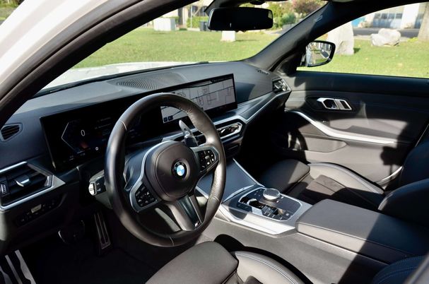 BMW 320d Touring xDrive 140 kW image number 9