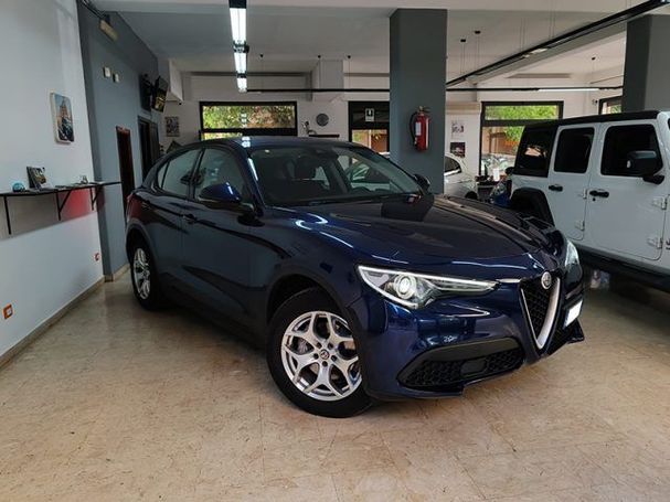 Alfa Romeo Stelvio 2.2 Diesel AT8 140 kW image number 2