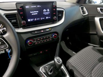 Car image 23