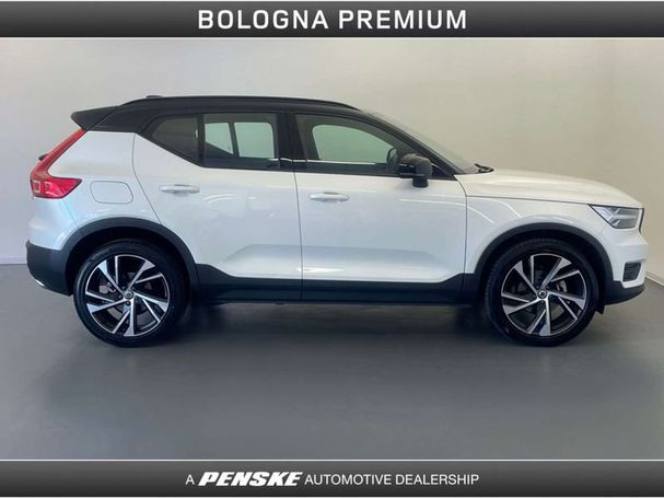 Volvo XC40 T3 Geartronic 120 kW image number 6