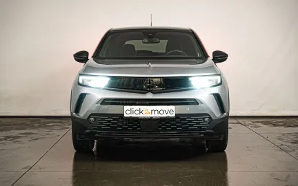 Car image 4
