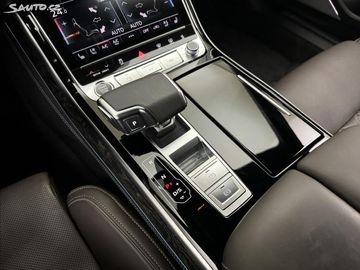 Car image 33