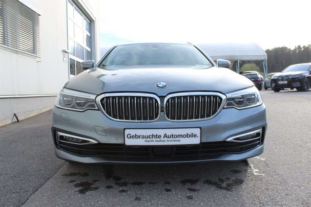 BMW 530d Touring xDrive 195 kW image number 3