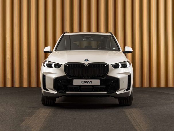 BMW X5 50e xDrive 360 kW image number 8