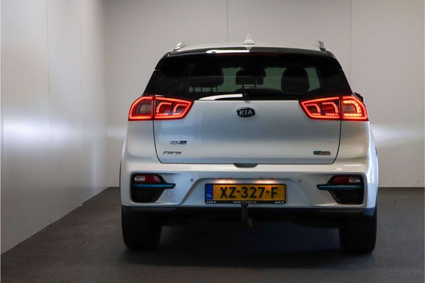 Kia Niro e 64 kWh 150 kW image number 8