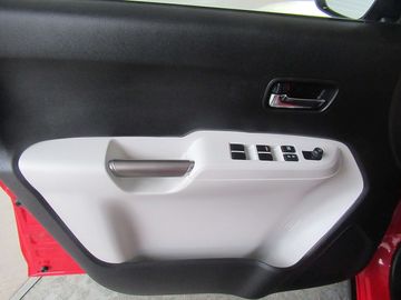 Car image 22