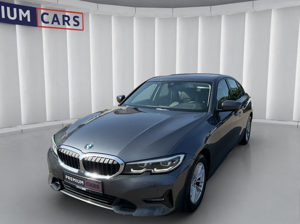 BMW 320d Sport Line 140 kW image number 1