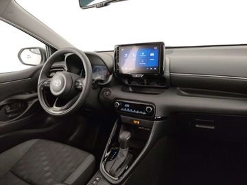 Car image 10