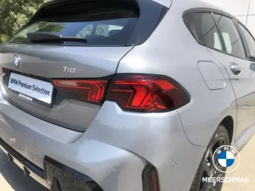 Car image 35