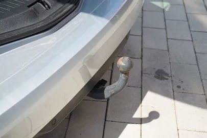 Car image 35