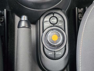 Car image 31