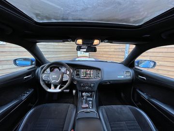 Car image 26