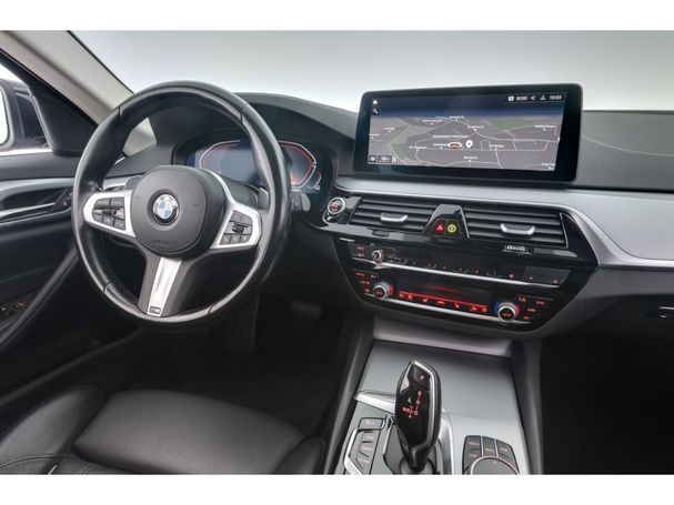 BMW 520d Touring 140 kW image number 17