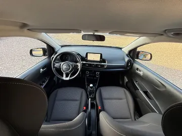 Car image 39