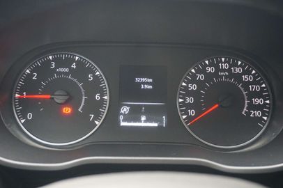 Car image 37