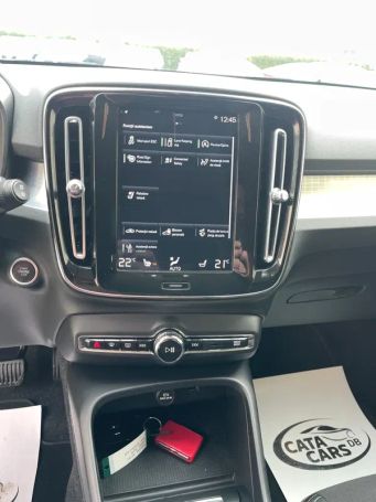 Volvo XC40 110 kW image number 32