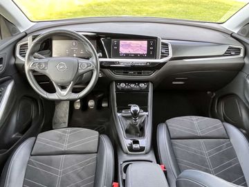 Car image 31