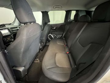 Car image 37