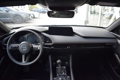 Car image 24