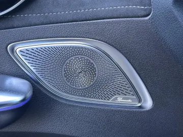 Car image 39
