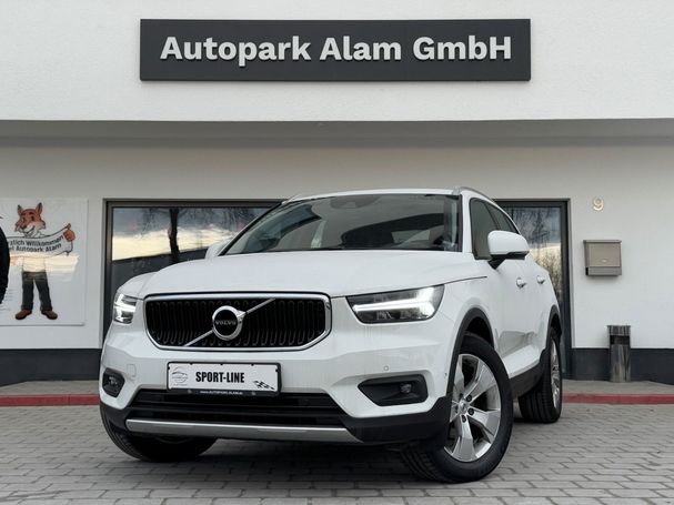 Volvo XC40 Momentum 110 kW image number 1