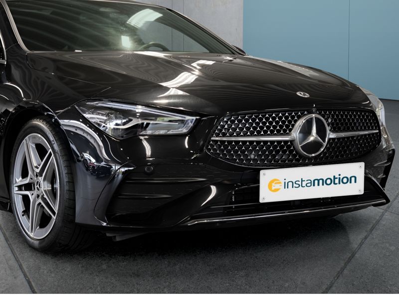 Mercedes-Benz CLA 180