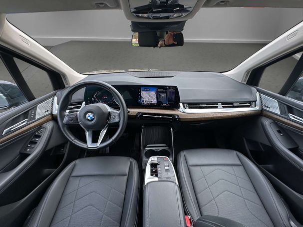 BMW 218i Luxury Line 100 kW image number 10