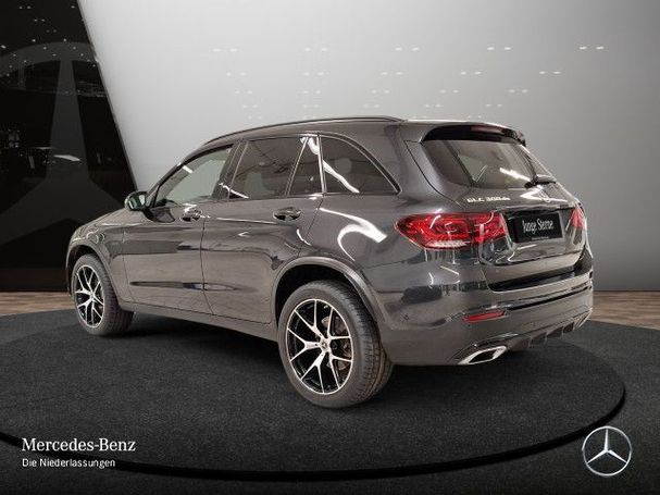 Mercedes-Benz GLC 300 de 225 kW image number 13