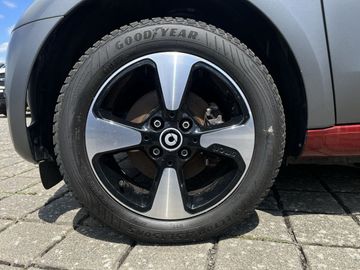 Car image 28