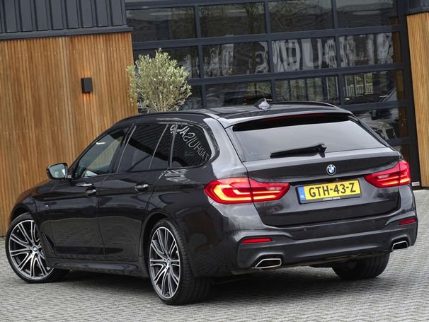 BMW 540i Touring xDrive 251 kW image number 7