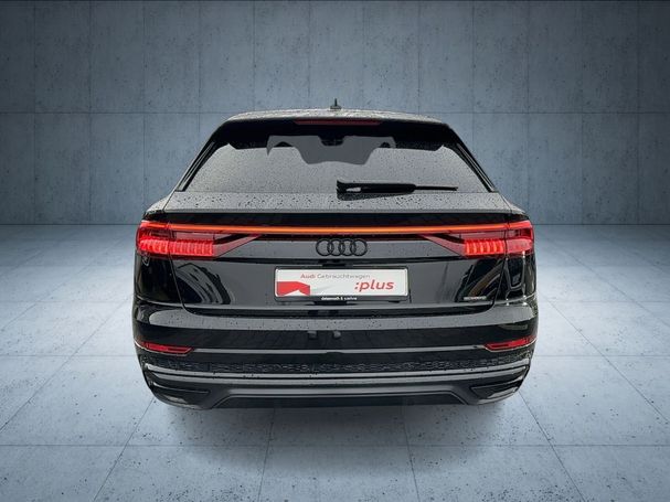 Audi Q8 55 TFSIe S-line 280 kW image number 2