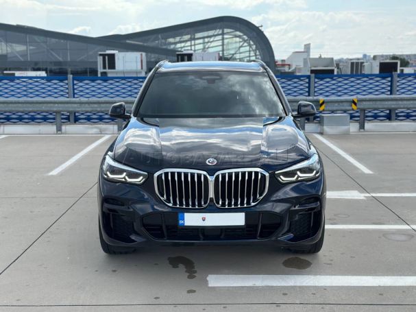 BMW X5 xDrive 210 kW image number 1