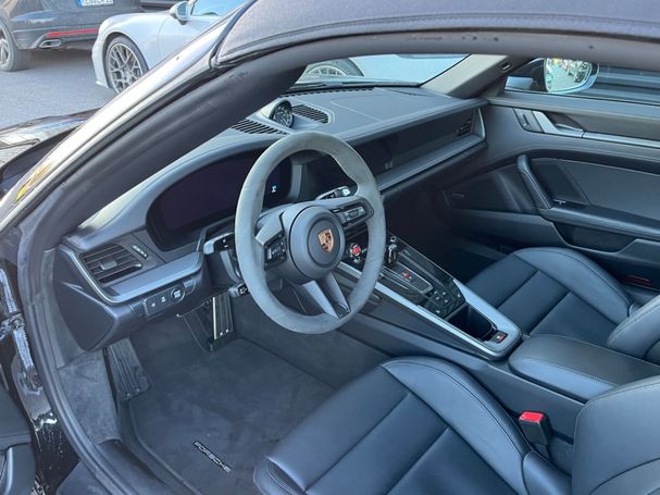 Porsche 992 Carrera Cabrio 290 kW image number 21