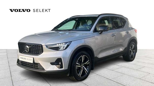 Volvo XC40 B3 Plus Dark 120 kW image number 1