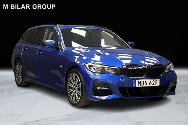 BMW 330e Touring M Sport xDrive 216 kW image number 2