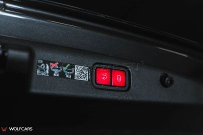 Car image 43