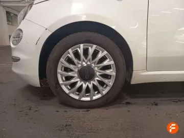 Car image 22