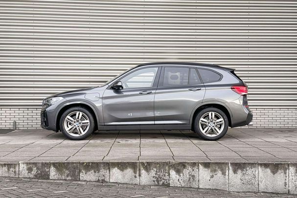 BMW X1 25e xDrive 162 kW image number 3