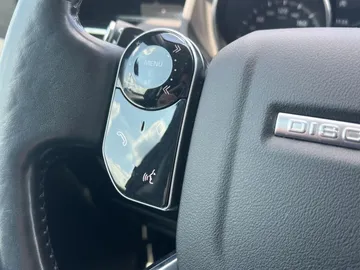 Car image 29