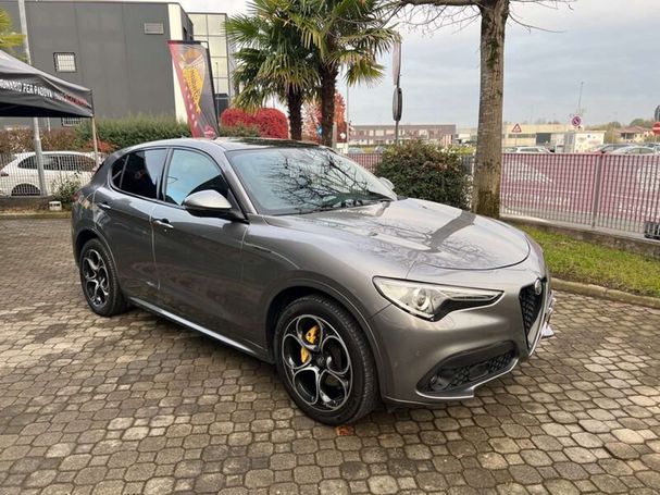 Alfa Romeo Stelvio 2.2 Diesel AT8 Q4 154 kW image number 2