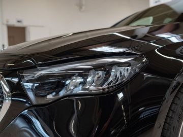 Car image 31