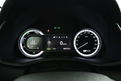 Car image 24