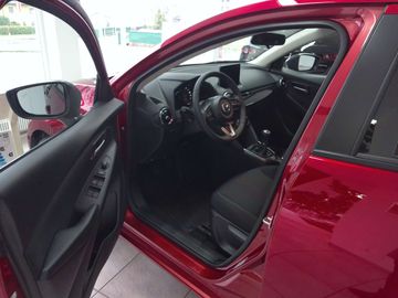 Car image 9