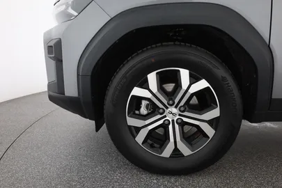 Car image 30