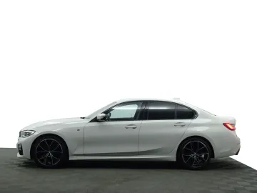 Car image 34